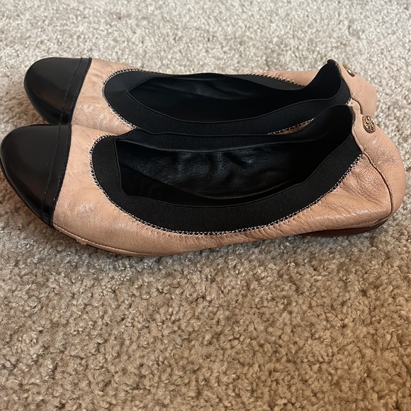 Tory Burch Beige and Black Ballet Flats - Picture 2 of 4